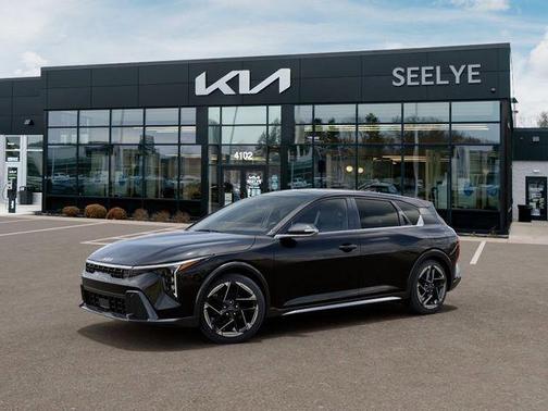 Aurora Black Pearl 2026 Kia K4 GT-LINE