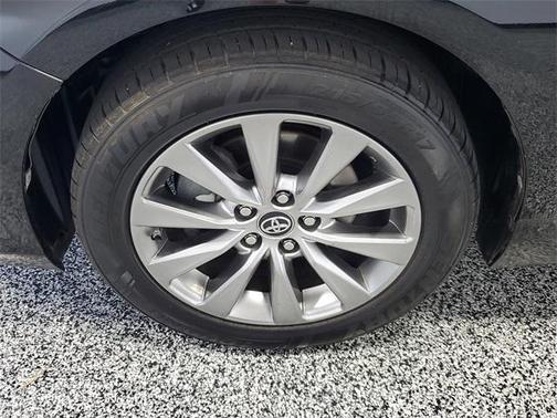2017 Toyota Camry XLE
