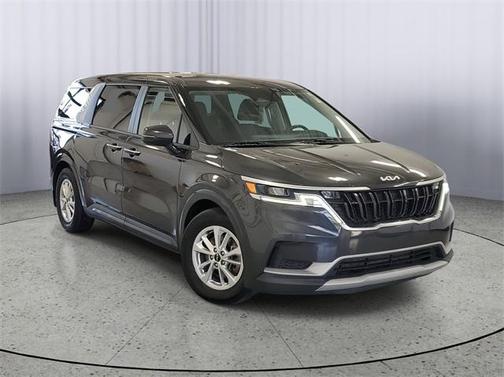 2022 Kia Carnival LX