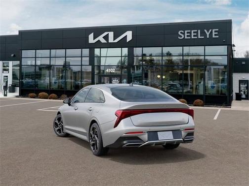 2025 Kia K5 GT-Line