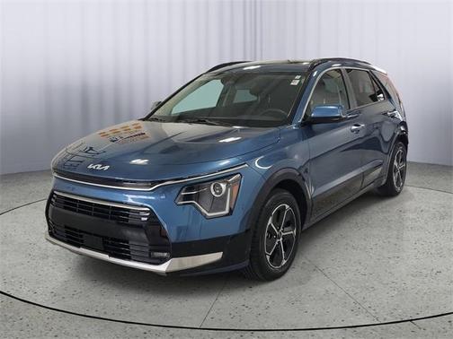 2023 Kia Niro SX