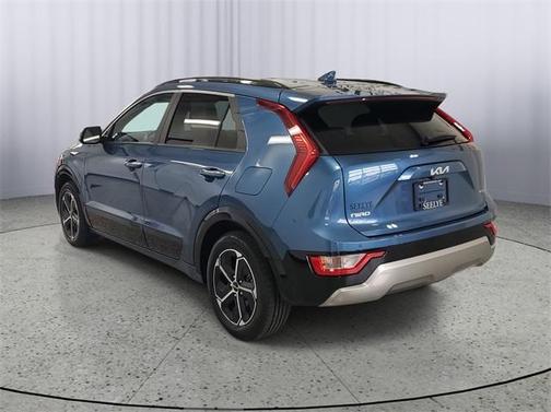 2023 Kia Niro SX