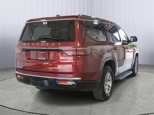 2023 Jeep Wagoneer Base