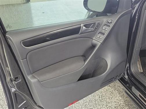 2013 Volkswagen GTI Wolfsburg Edition