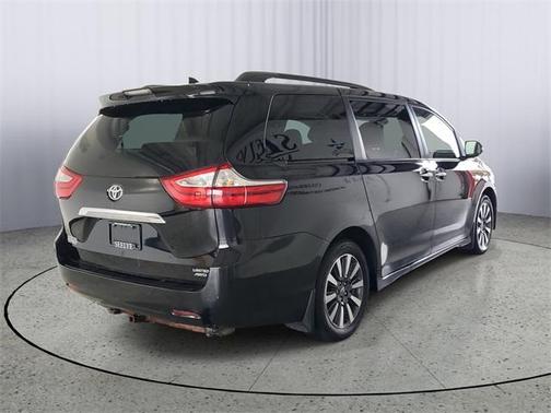 2018 Toyota Sienna Limited