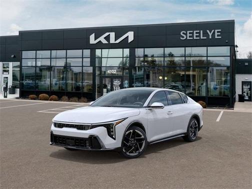 2025 Kia K4 GT-Line