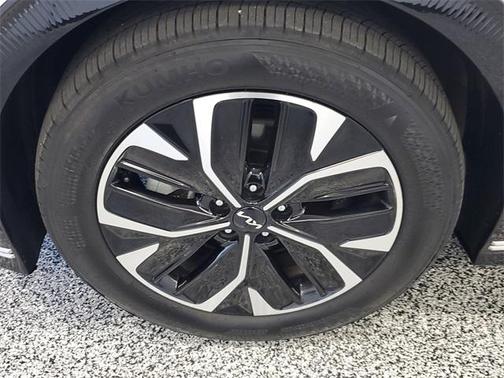 2022 Kia EV6 Wind
