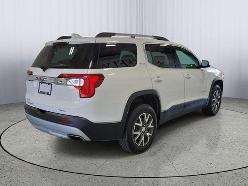Summit White 2022 GMC Acadia SLE