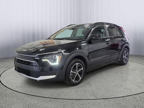 Aurora Black Pearl 2023 Kia Niro LX