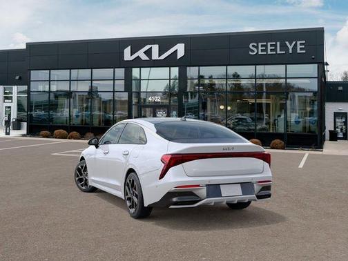 Snow White Pearl 2026 Kia K5 EX