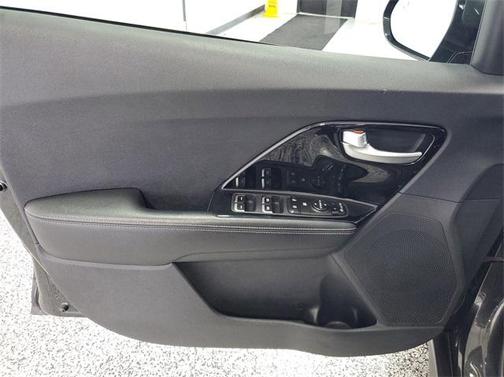 2022 Kia Niro EV S