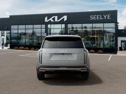 Ivory 2027 Kia Telluride