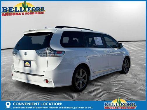 2019 Toyota Sienna SE