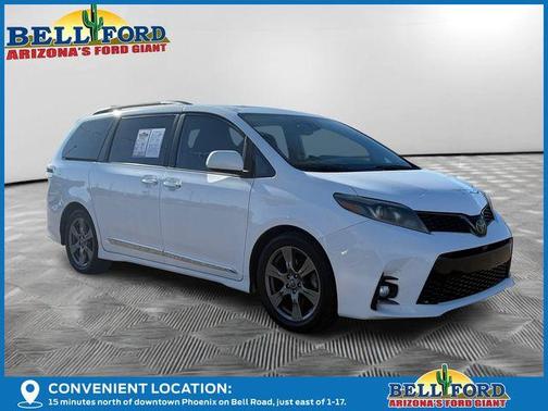 2019 Toyota Sienna SE