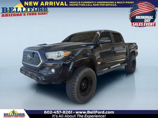 Midnight Black Metallic 2019 Toyota Tacoma TRD Sport Truck