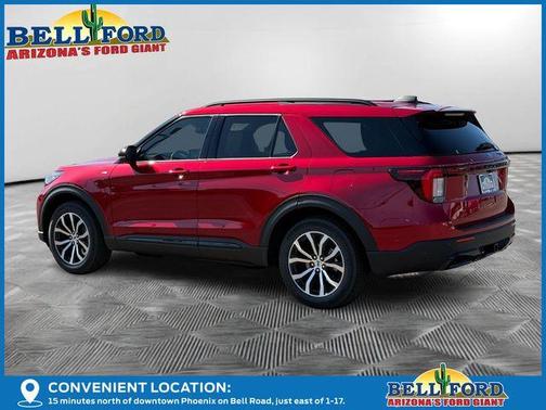 2025 Ford Explorer ST-Line