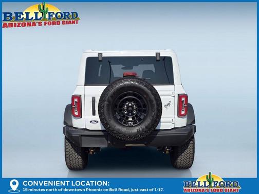 Oxford White 2026 Ford Bronco Badlands