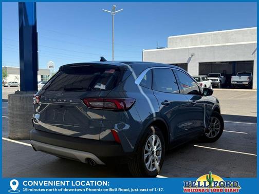 Vapor Blue 2024 Ford Escape Active