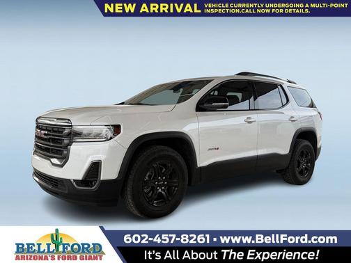 White Frost Tri-Coat 2023 GMC Acadia AT4