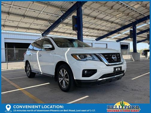 2017 Nissan Pathfinder SL