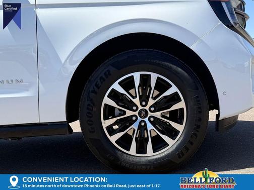 Oxford White 2025 Ford Expedition Platinum