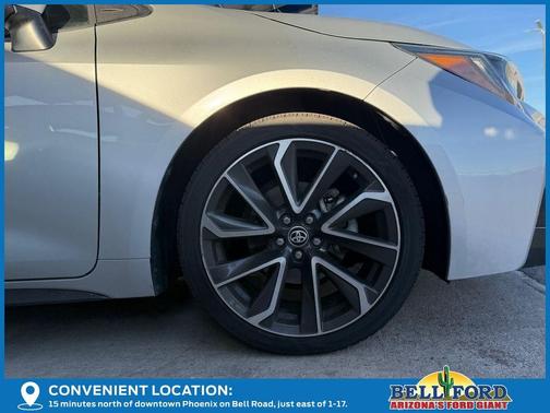 Classic Silver Metallic 2020 Toyota Corolla SE