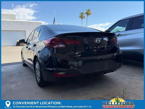 Phantom Black 2020 Hyundai ELANTRA SE