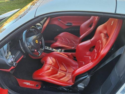 2017 Ferrari 488 Spider Base