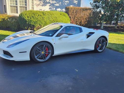 2017 Ferrari 488 Spider Base