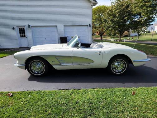 1960 Chevrolet Corvette Base