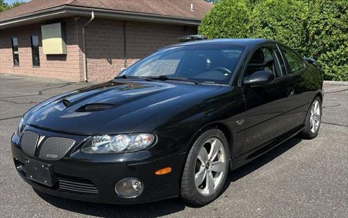 2006 Pontiac GTO Base 2dr Coupe