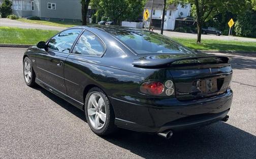 2006 Pontiac GTO Base 2dr Coupe