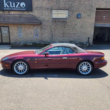 RED 1998 Aston Martin DB7
