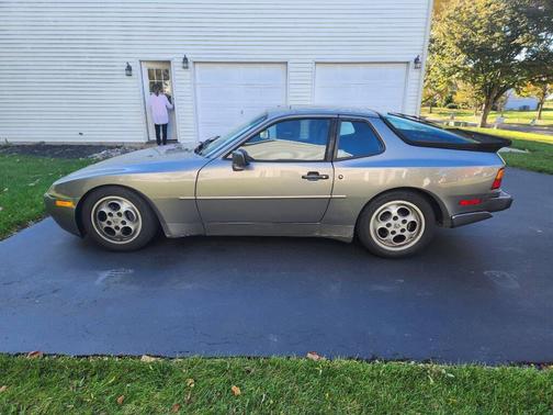 1987 Porsche 944 Turbo 2dr Hatchback