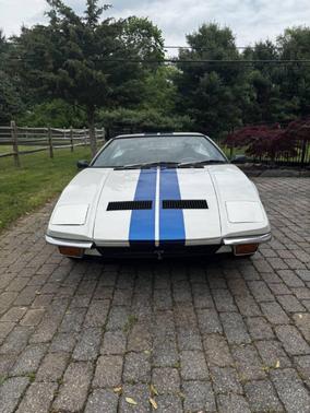 1971 DeTomaso Pantera 