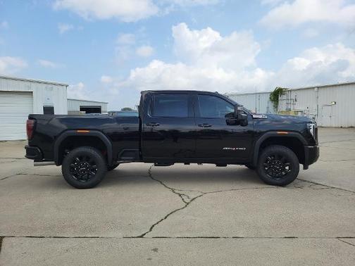 2026 GMC Sierra 2500 AT4