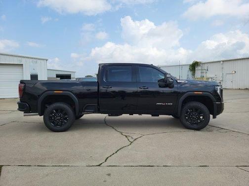 2026 GMC Sierra 2500 AT4