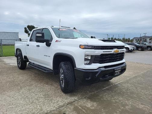 2024 Chevrolet Silverado 2500 Custom