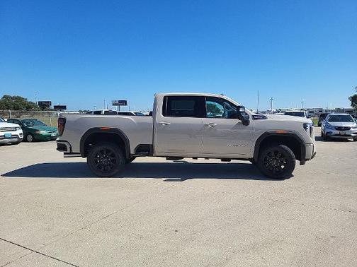 2026 GMC Sierra 2500 AT4