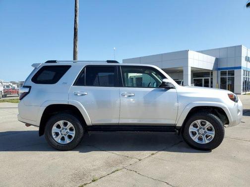 2020 Toyota 4Runner SR5