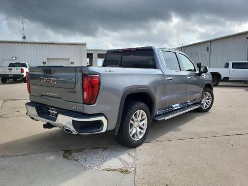 2022 GMC Sierra 1500 Limited SLT