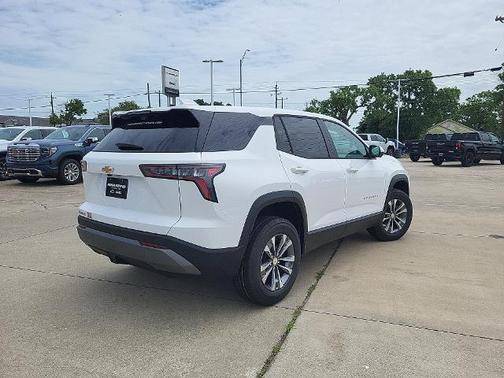 Summit White 2026 Chevrolet Equinox LT