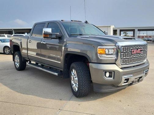 2018 GMC Sierra 2500 Denali