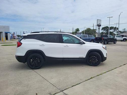 Summit White 2020 GMC Terrain SLT