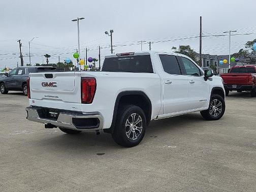2025 GMC Sierra 1500 SLT