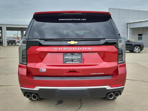 2025 Chevrolet Suburban Premier