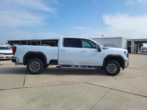 2026 GMC Sierra 2500 SLT
