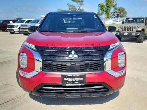 2023 Mitsubishi Outlander SEL