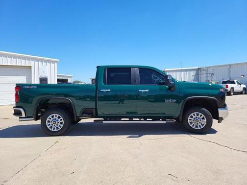 2025 Chevrolet Silverado 2500 LT
