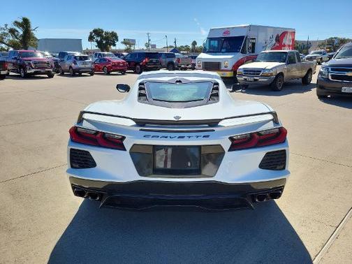 2023 Chevrolet Corvette Stingray w/2LT